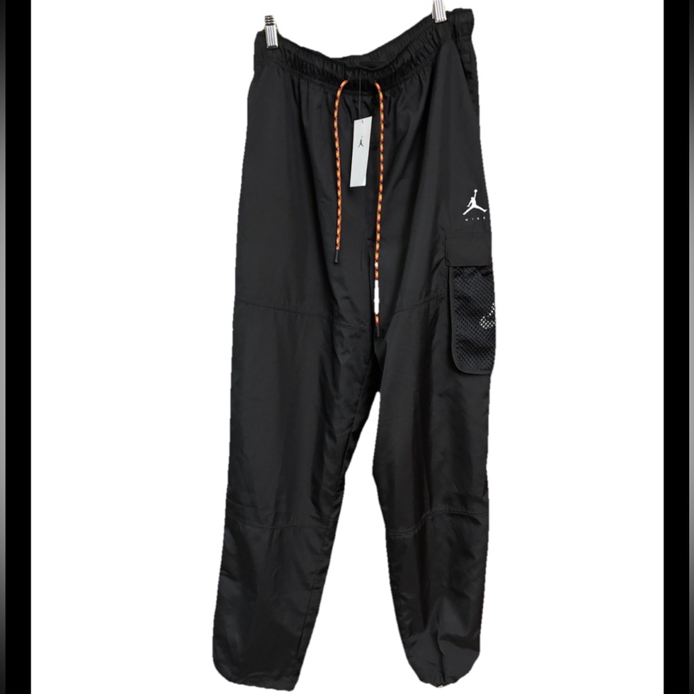 NWT  Authentic Mens Black Medium Jordan Jumpman Cargo